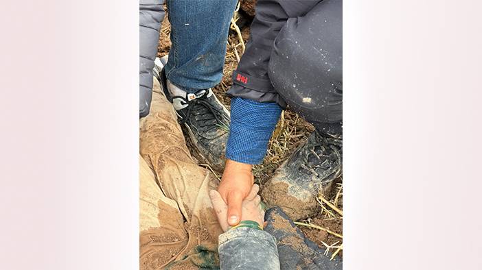 Günlerdir aranan çocuk toprağa gömülü bulundu! 2